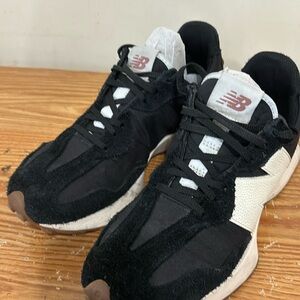 Women’s new balance 327